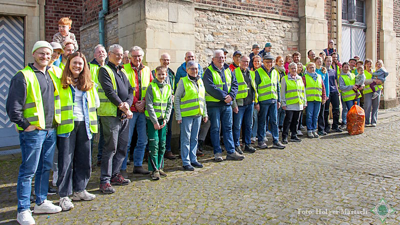 Müllaktion. Foto:&nbsp; Holger Martsch