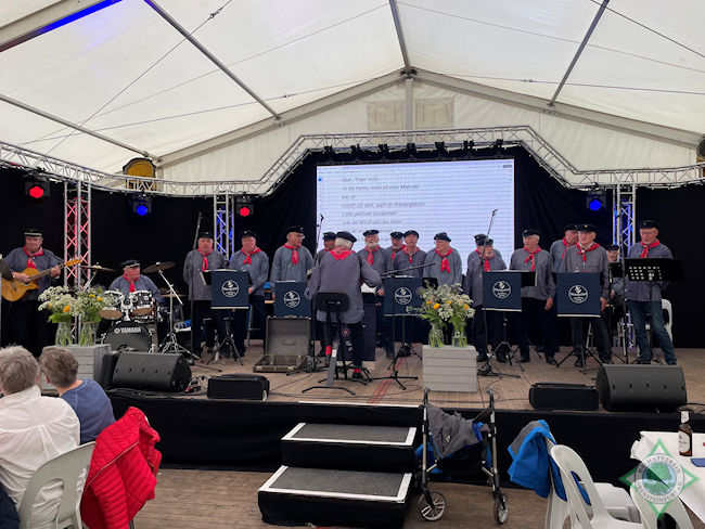 Shantychor Gemen singen Seemannslieder